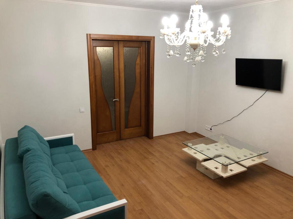 Апартаменты Центральный Район Dnipro Exterior foto
